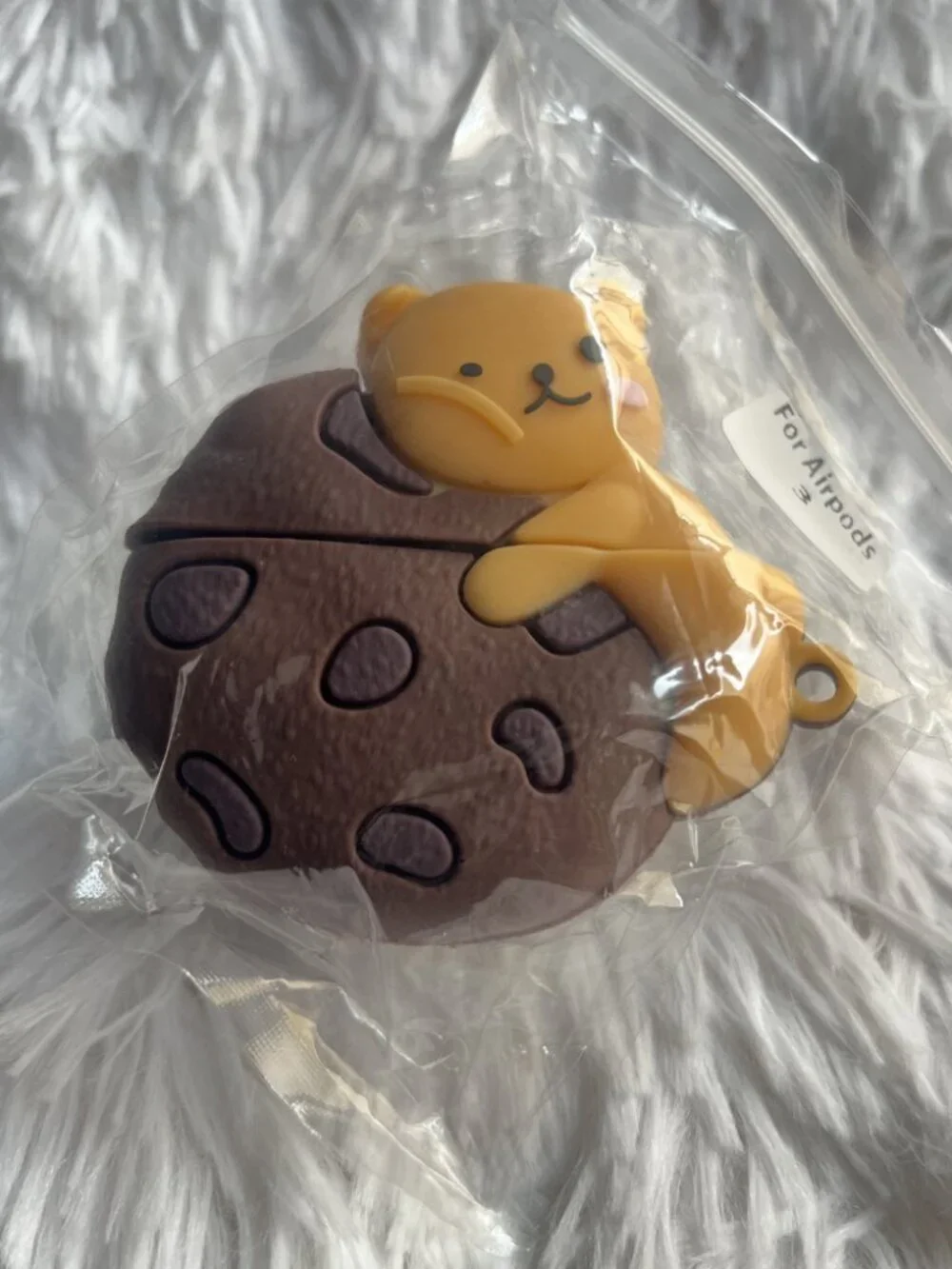 Teddy Bear Hugging Chocolate Chip Cookie Apple Airpod 3 Case